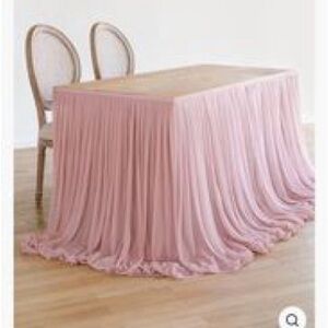 Table skirt
